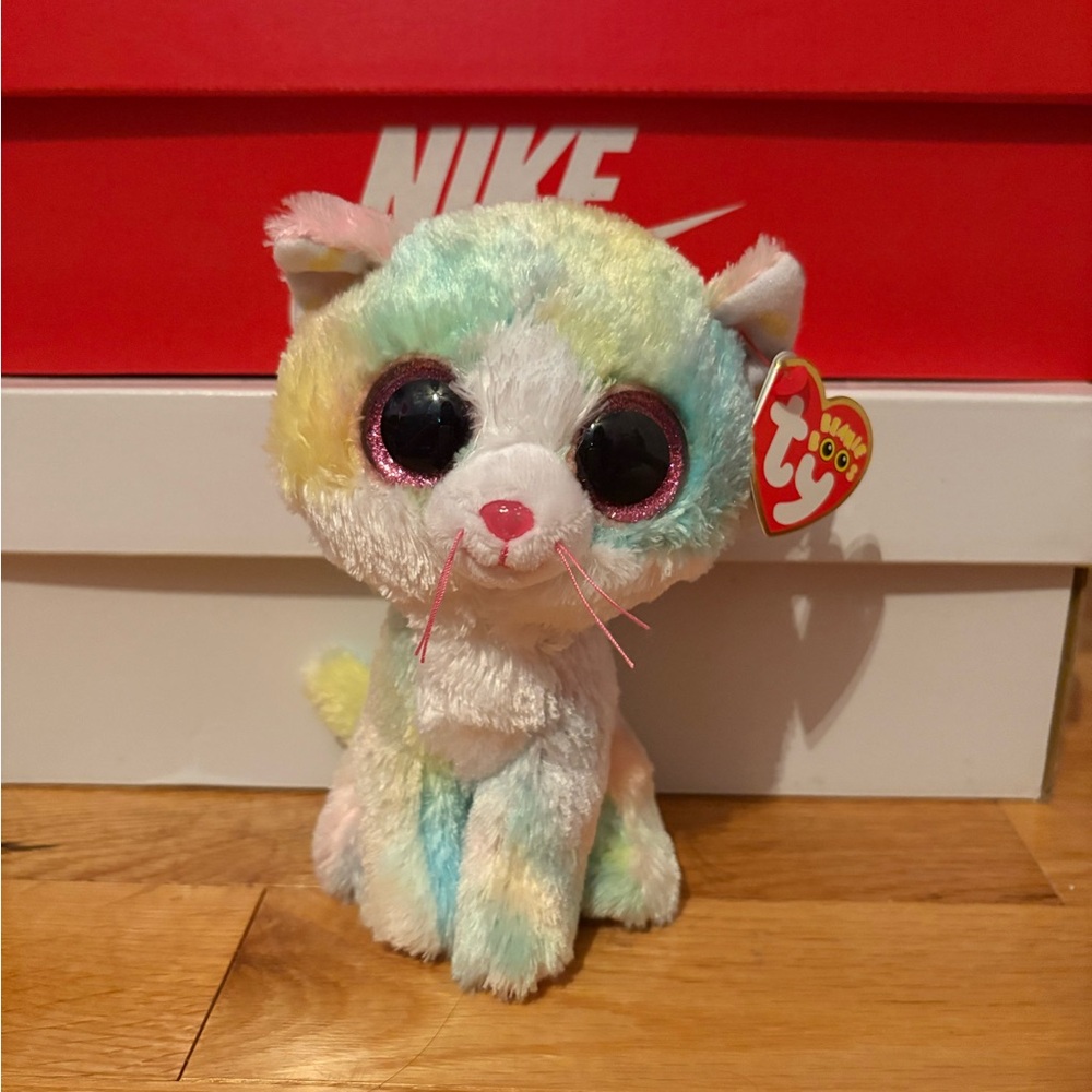 TY Claire’s Exclusive Beanie Boo “Fluffy” (Cat) NWT